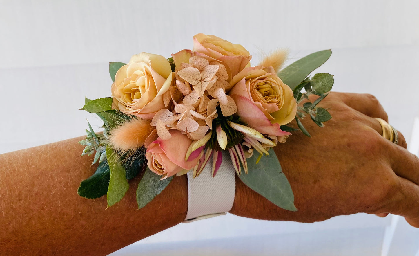 Corsages, Buttonholes and flower crowns