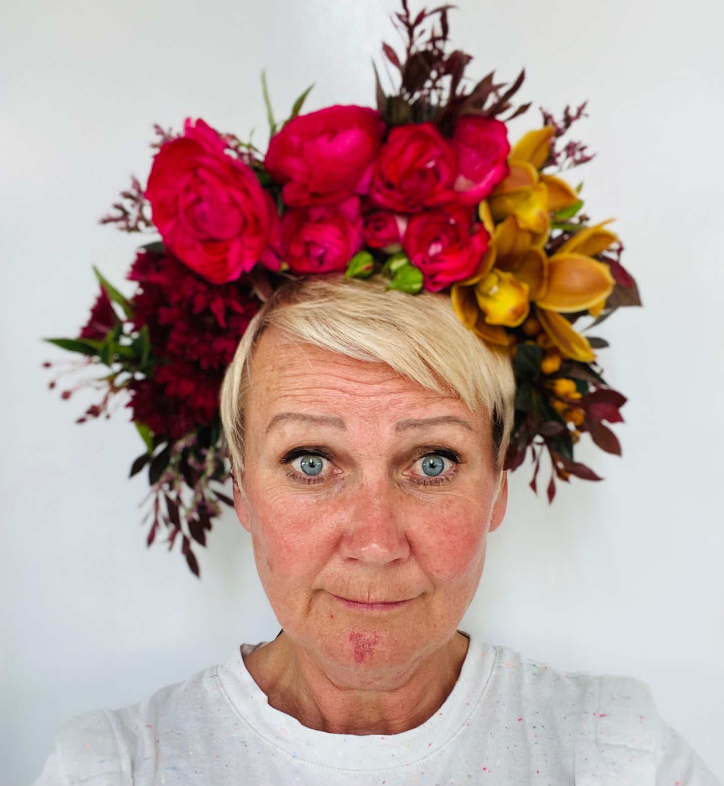 Corsages, Buttonholes and flower crowns