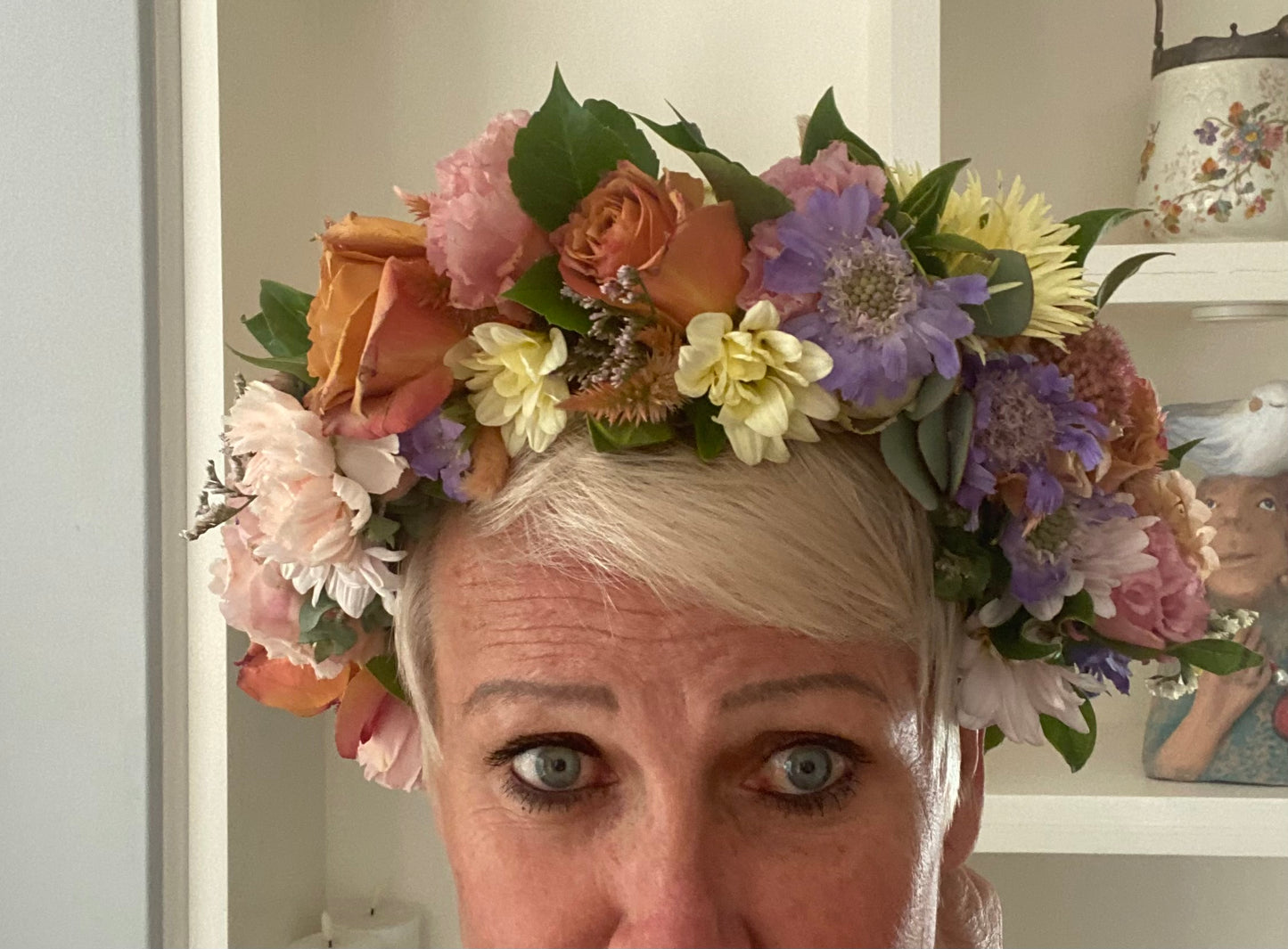 Corsages, Buttonholes and flower crowns