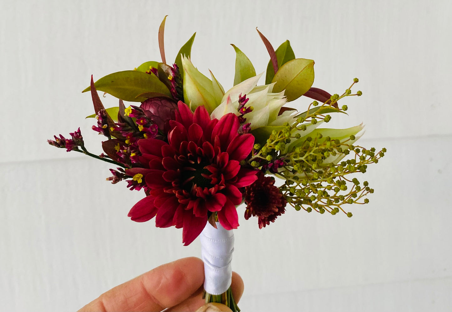 Corsages, Buttonholes and flower crowns