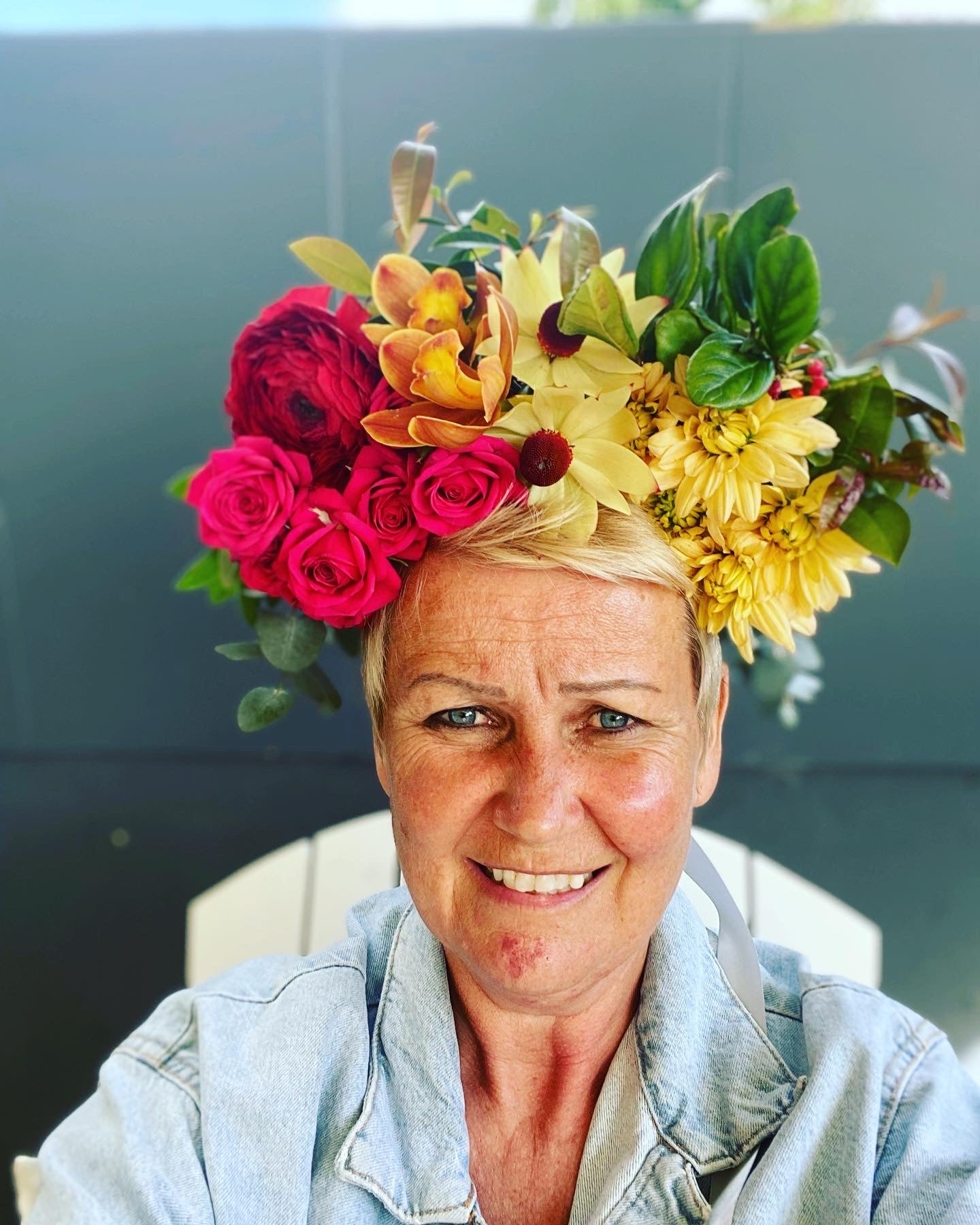 Corsages, Buttonholes and flower crowns