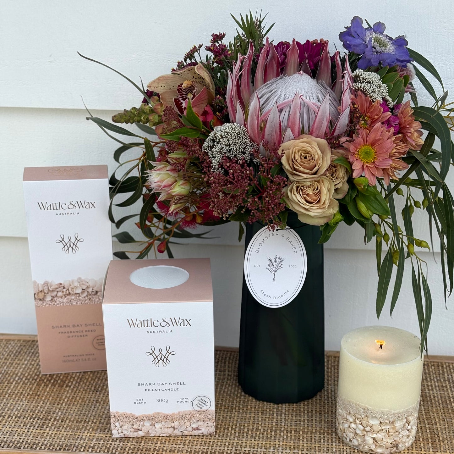 Shark Bay Shell Diffuser. Scent Lychee & Peony