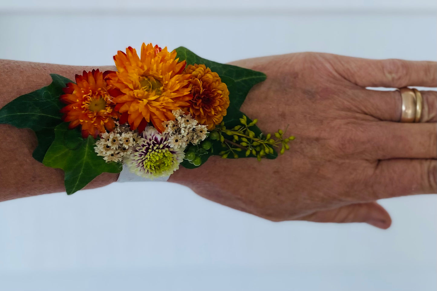 Corsages, Buttonholes and flower crowns