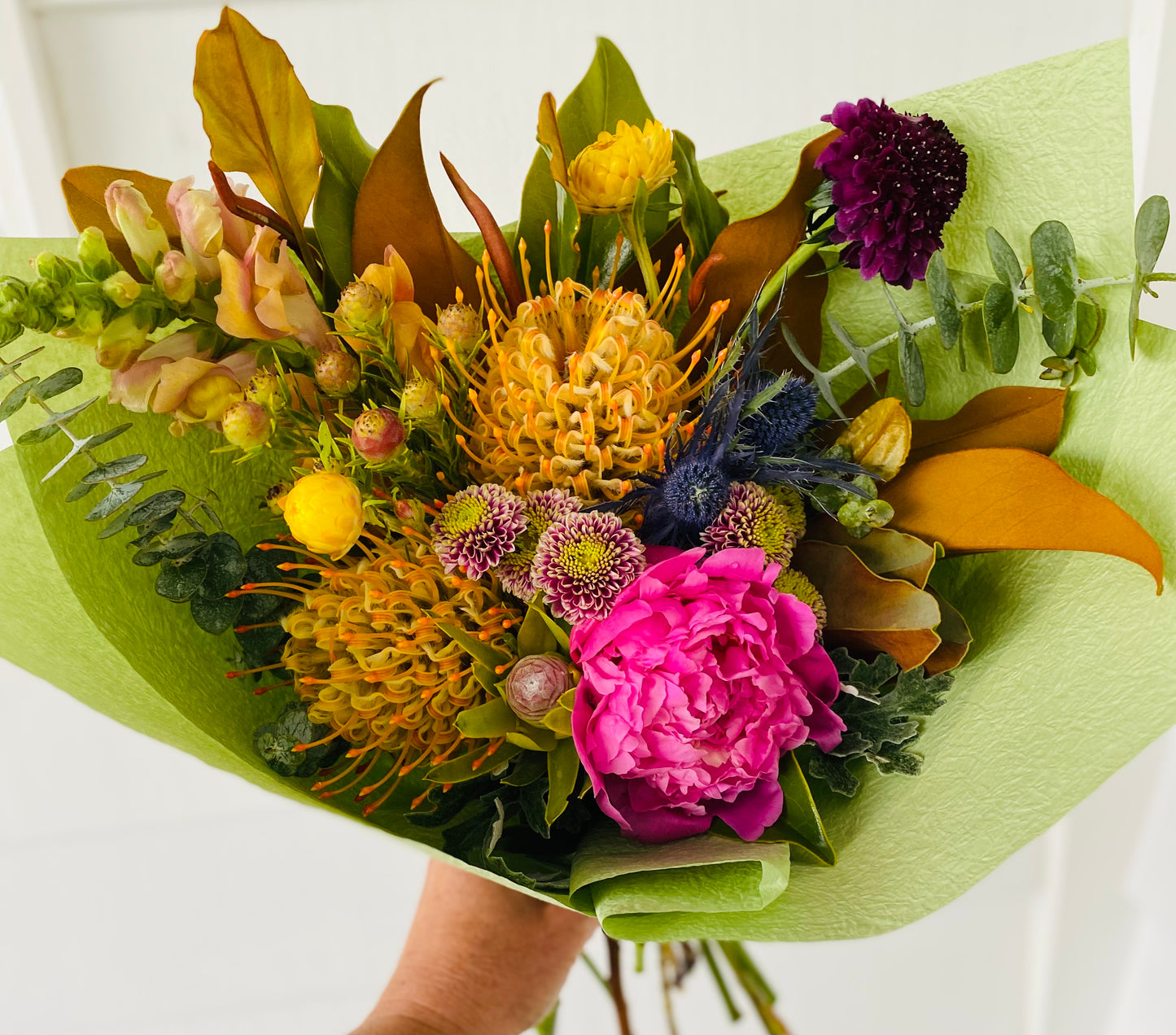 Mixed posy ; A mixed bouquet of locally grown flowers and foliage