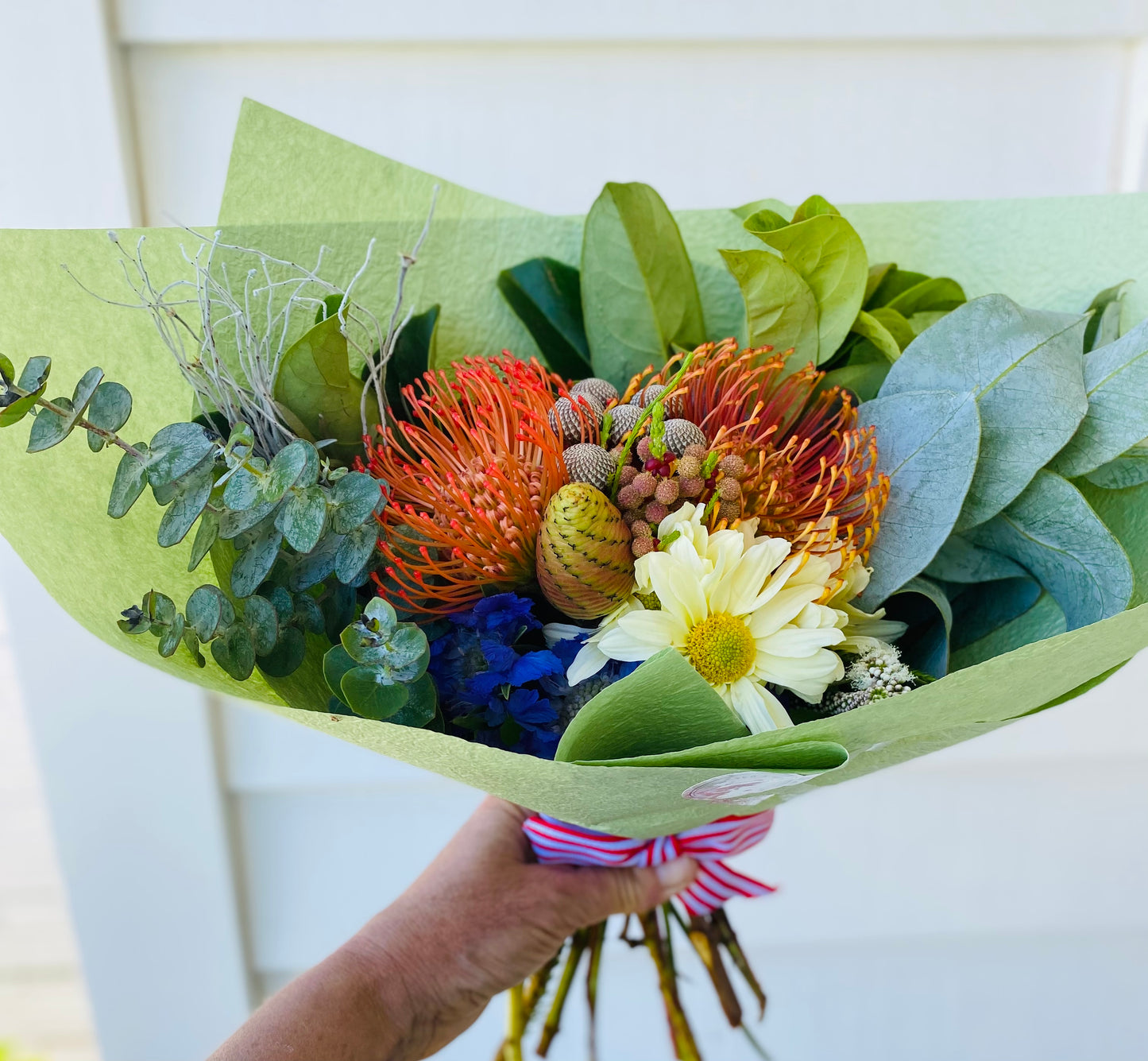 Mixed posy ; A mixed bouquet of locally grown flowers and foliage