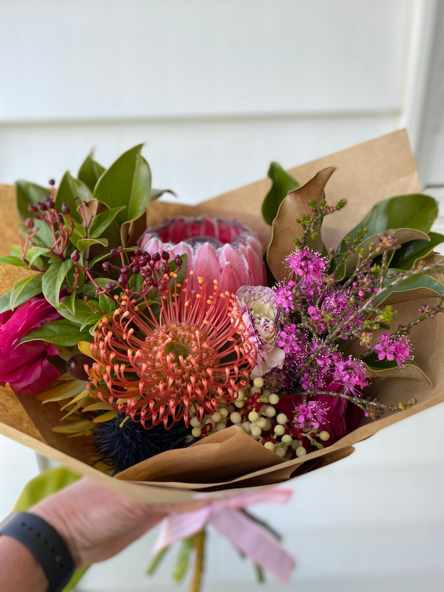 Mixed posy ; A mixed bouquet of locally grown flowers and foliage
