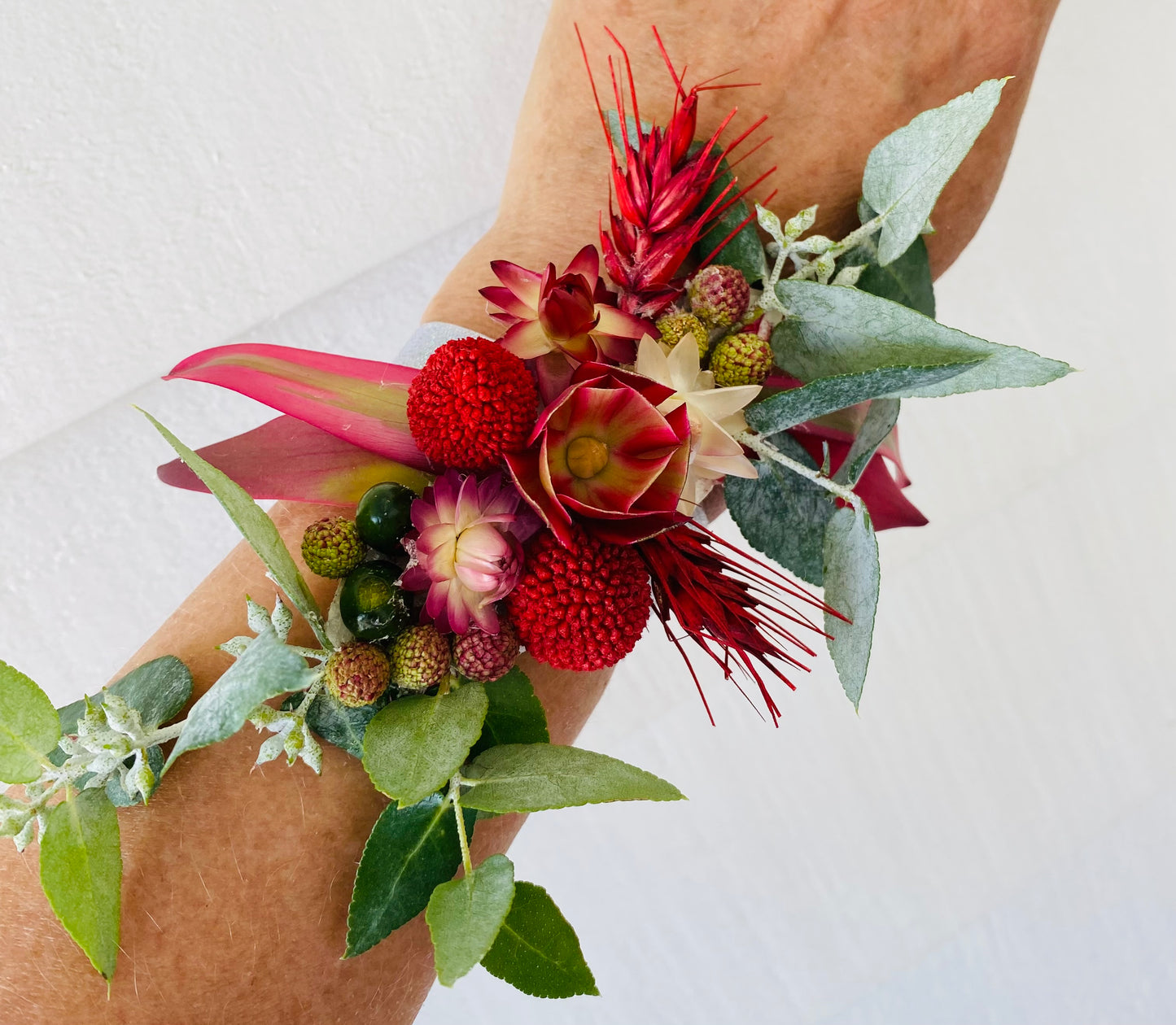 Corsages, Buttonholes and flower crowns