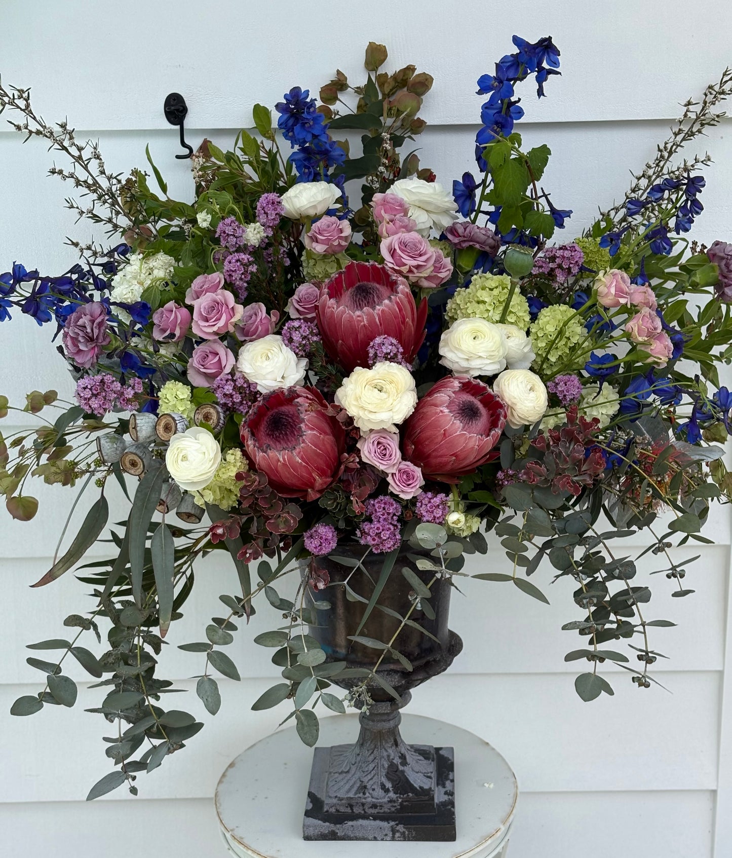 Custom Wreaths and Funeral flowers