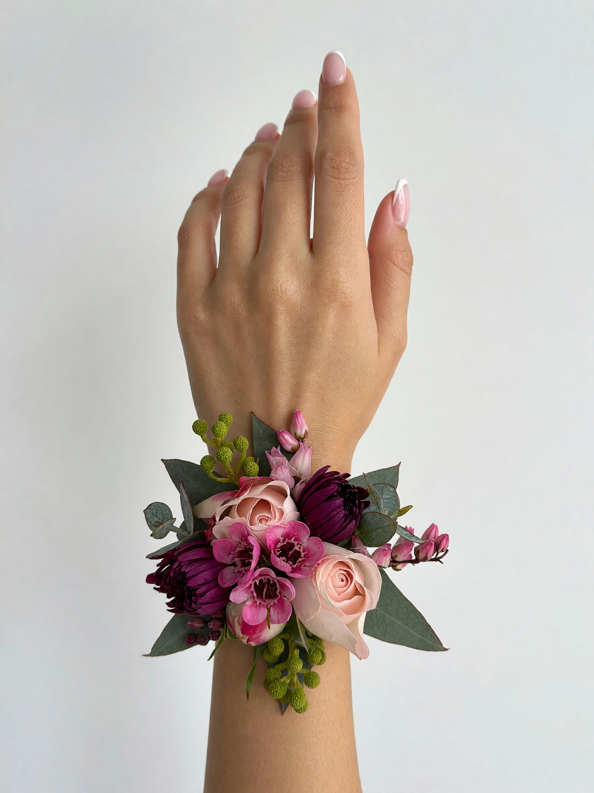 Corsages, Buttonholes and flower crowns
