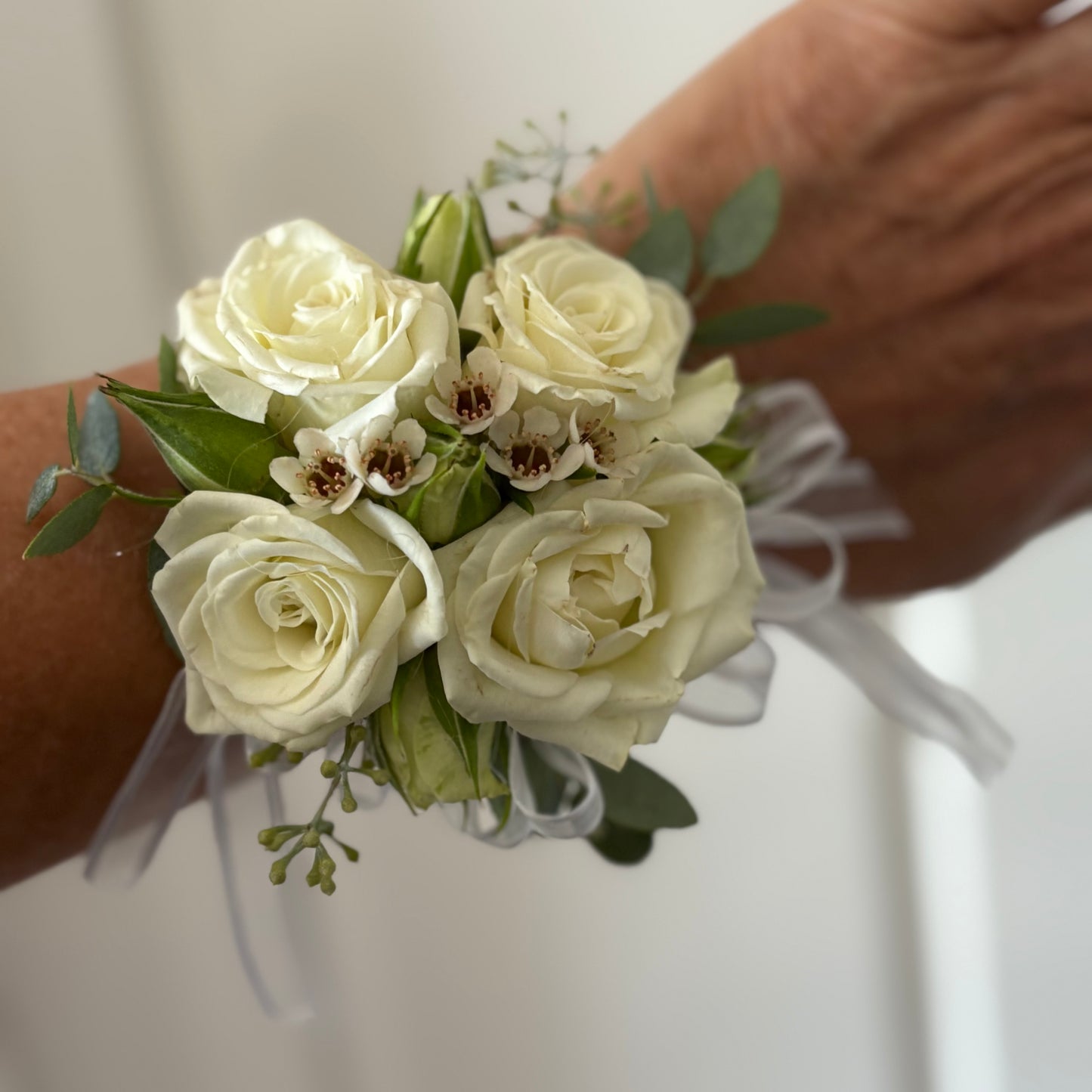 Corsages, Buttonholes and flower crowns