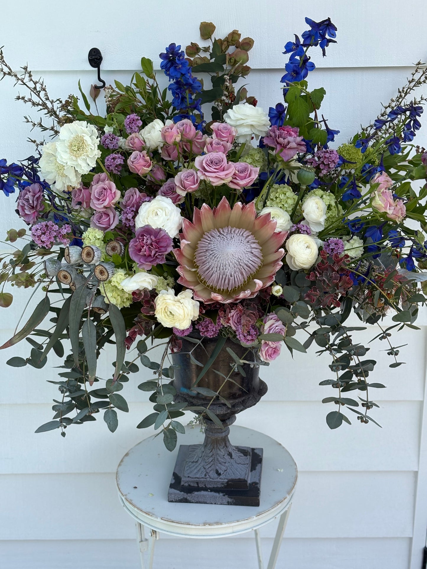 Custom Wreaths and Funeral flowers