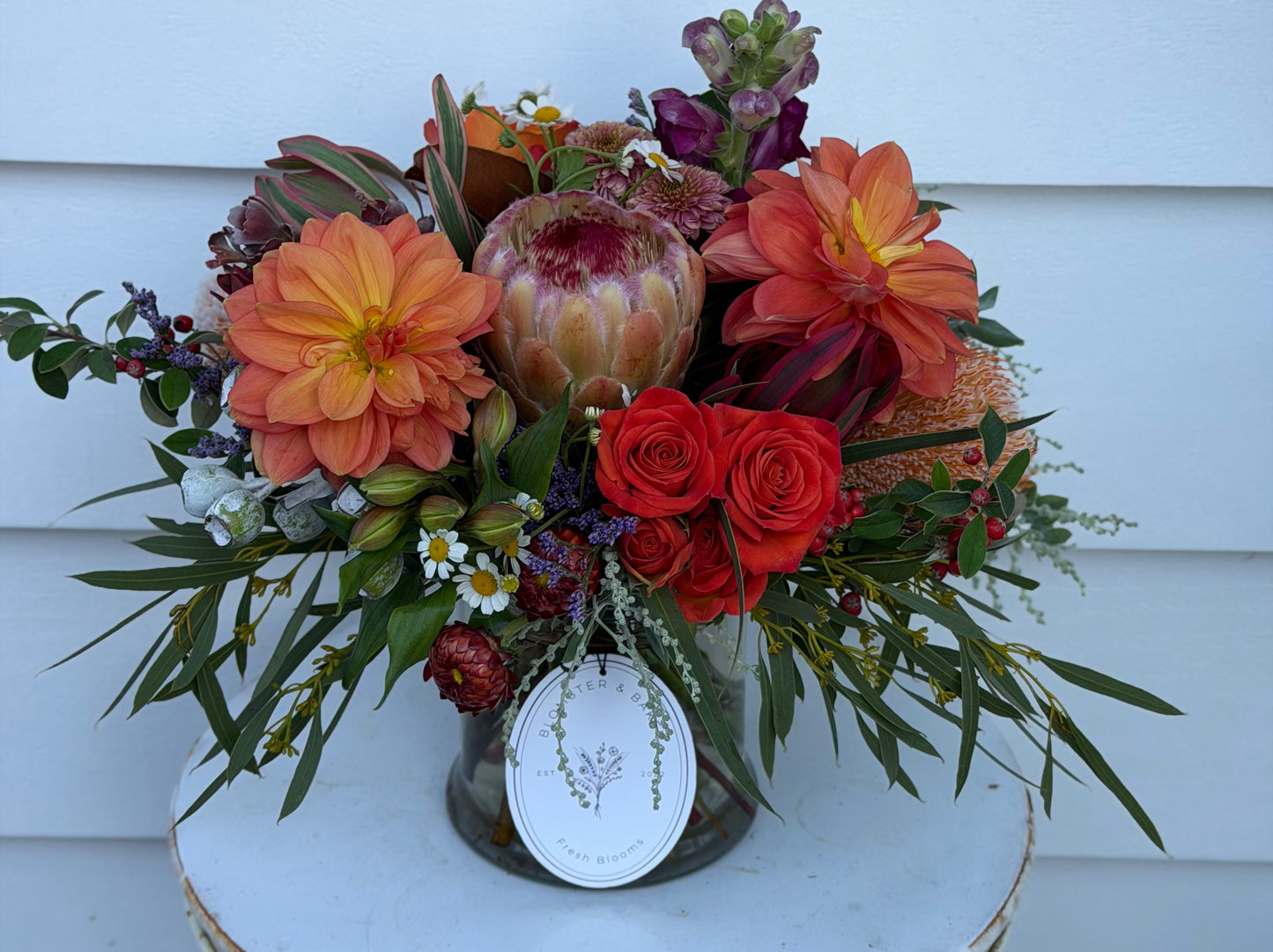 Protea posy vase