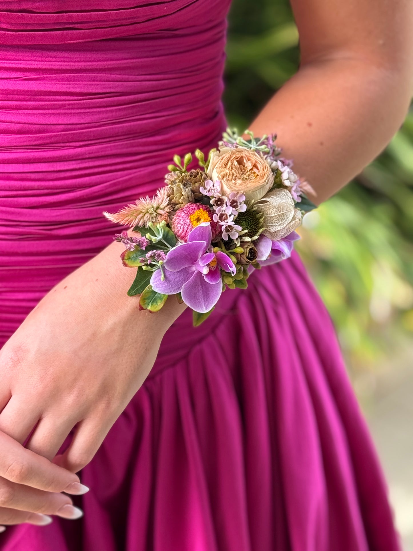 Corsages, Buttonholes and flower crowns