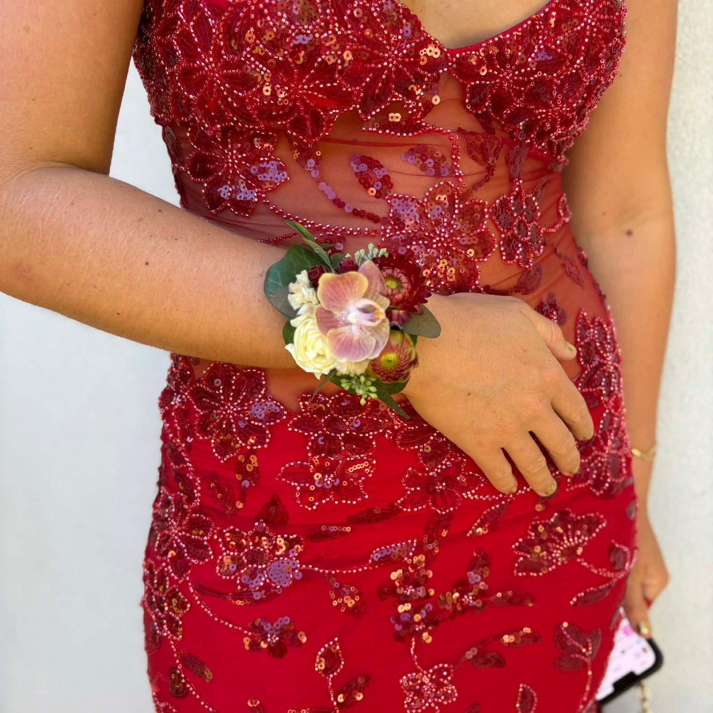 Corsages, Buttonholes and flower crowns