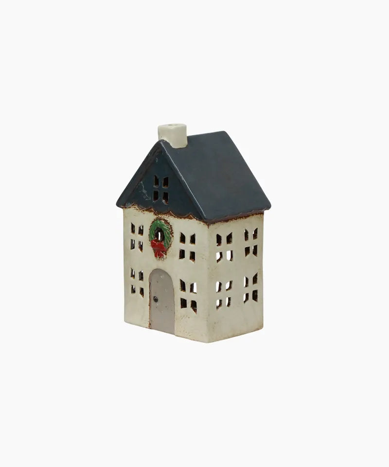 CHRISTMAS TEA LIGHT HOUSE BLUE WITH WREATH SMALL